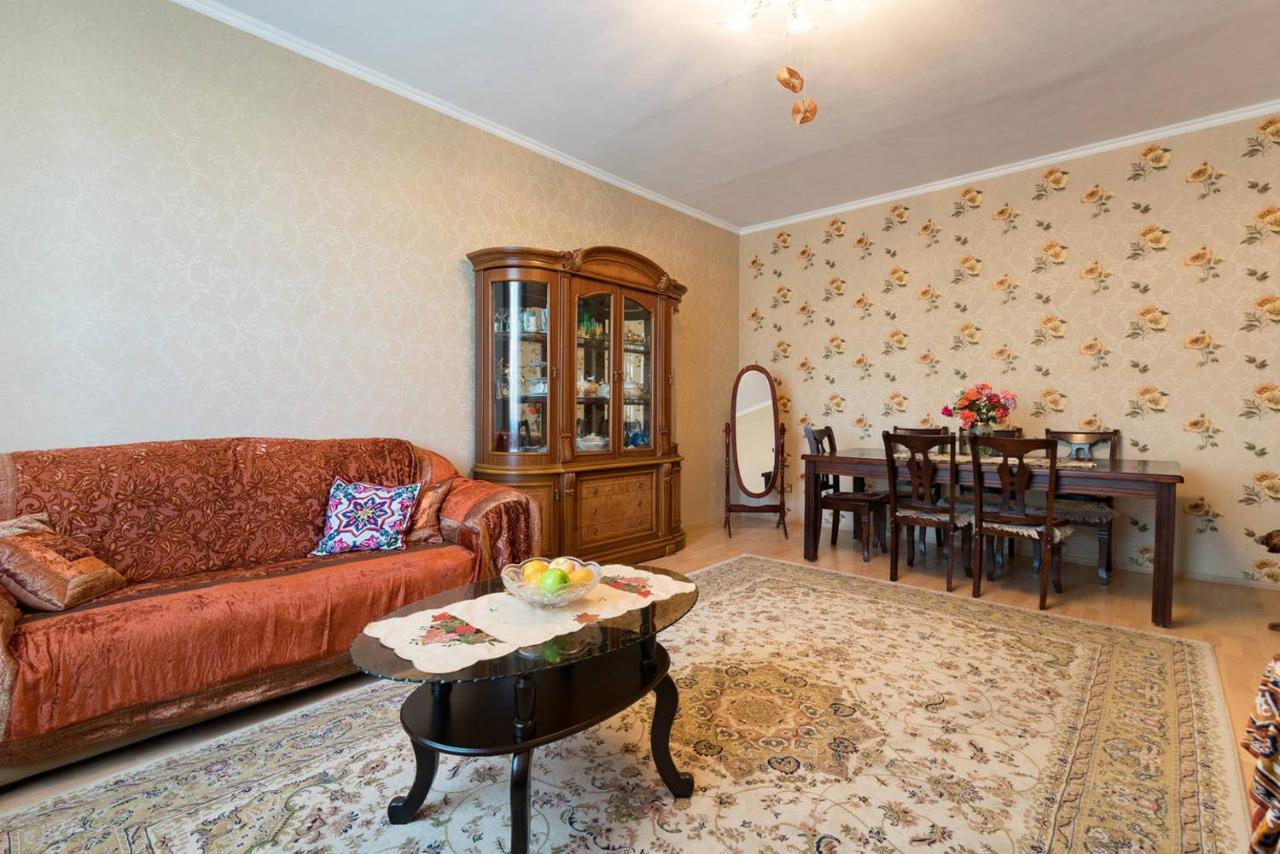 Guest House On Maksimova 9 Αλμάτι Εξωτερικό φωτογραφία