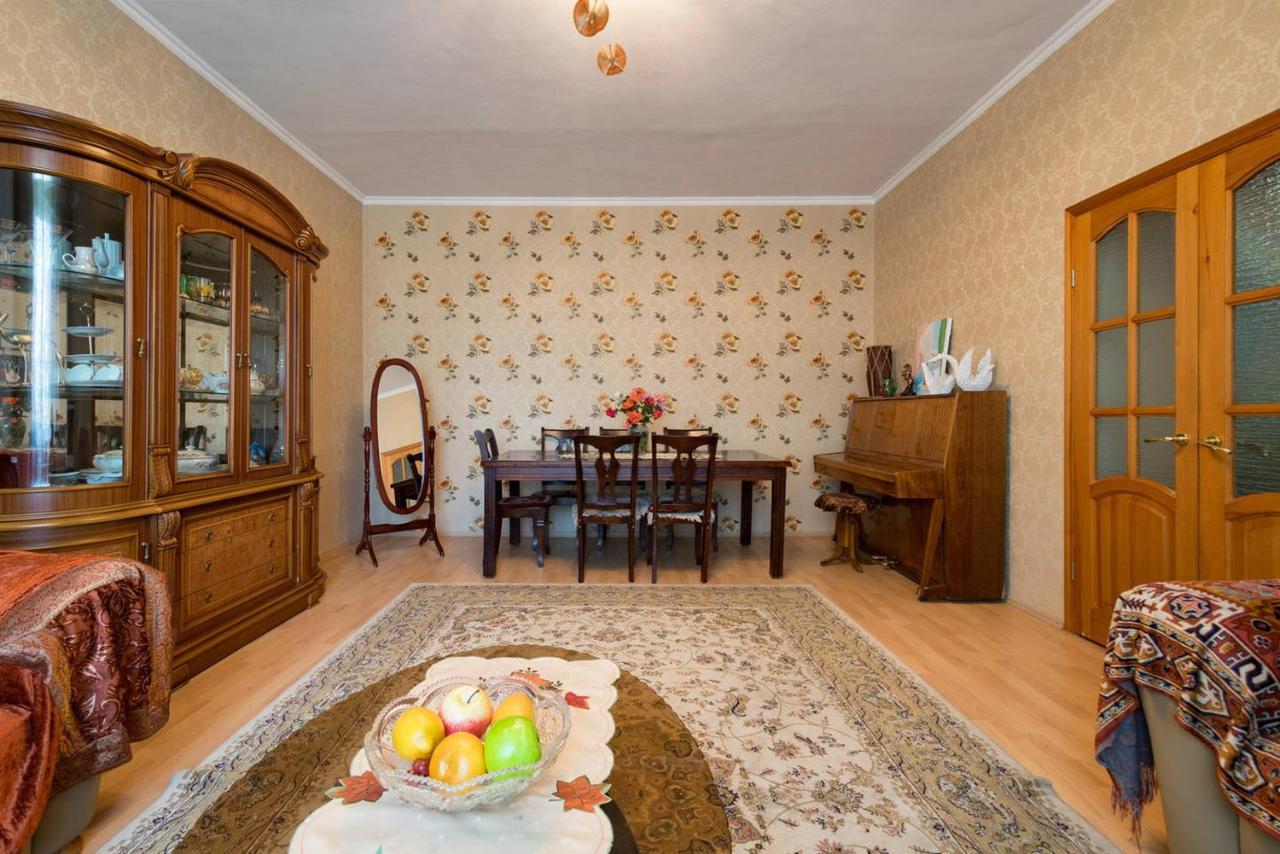 Guest House On Maksimova 9 Αλμάτι Εξωτερικό φωτογραφία